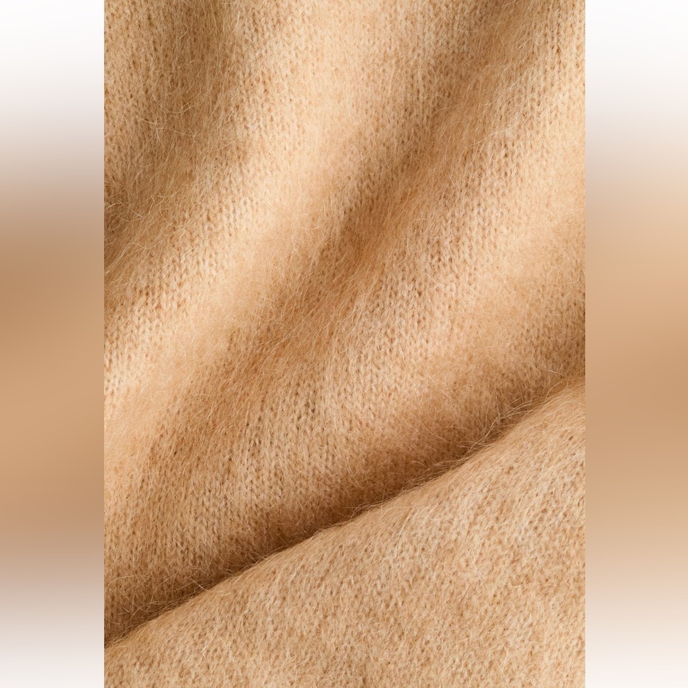 New H&M Mohair Bland Sweater - Picture 6 of 6